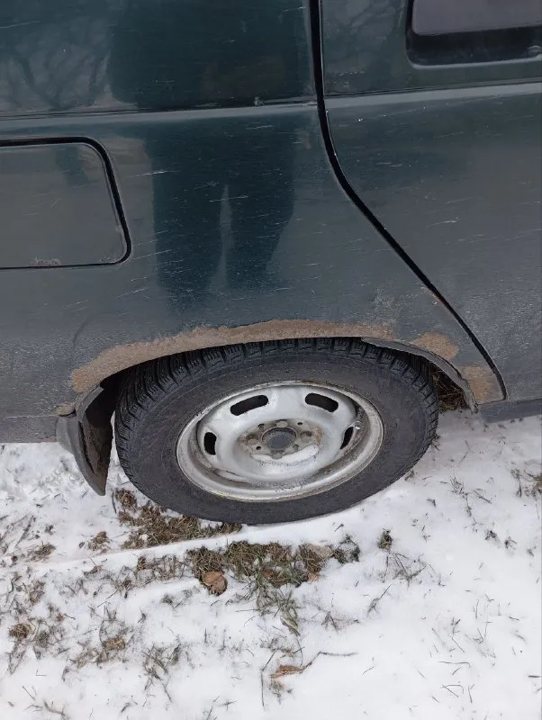 Добрый день ваз 2110 2002 год мотор масло не берет в хорошем состояние ходовка в хорошем состояние, под замену крыло, на фото видно по дну порог под замену, но не критично 180 регион. 200 р торг на бензин +7 949 503 14 44 📞 звоните: +7(949)5031444 - фотография - 6