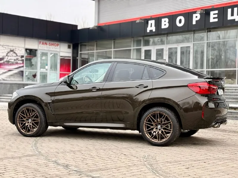 ✨ bmw x6 (f16) ⭐ ключевые особенности: - ✅ год выпуска: 2017 - 🏎 тип кузова: кросс-купе - ⚙ двигатель: 3.0-литровый бензин, 306 л. с. - 📊 расход топлива: 9.5 л/100 км (город) - 💨 трансмиссия: 8-ступенчатый автомат 🔥 премиальные опции: - 🎧 звук от harman kardon - 🔦 адаптивные фары - - фотография - 6