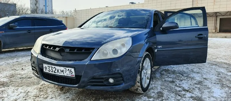 Продаю очень надёжный автомобиль opel вектра с 1.8 2007 года автоматическая коробка передач пробег оригинал 214000ткм. автомобиль в хорошем состоянии и вложений не требует. что касается кузова двигатель коробка салон ходовая это все в отличном состоянии. комплектация самая полная кожаный салон круиз контроль и так далее масла фильтра грм и ролики только заменил на 213000ткм авто в достойном состоянии звоните договоримся цена 565000тр символически торг у капота +79490146002 📞 звоните: +7(949)0146002 - фотография - 2