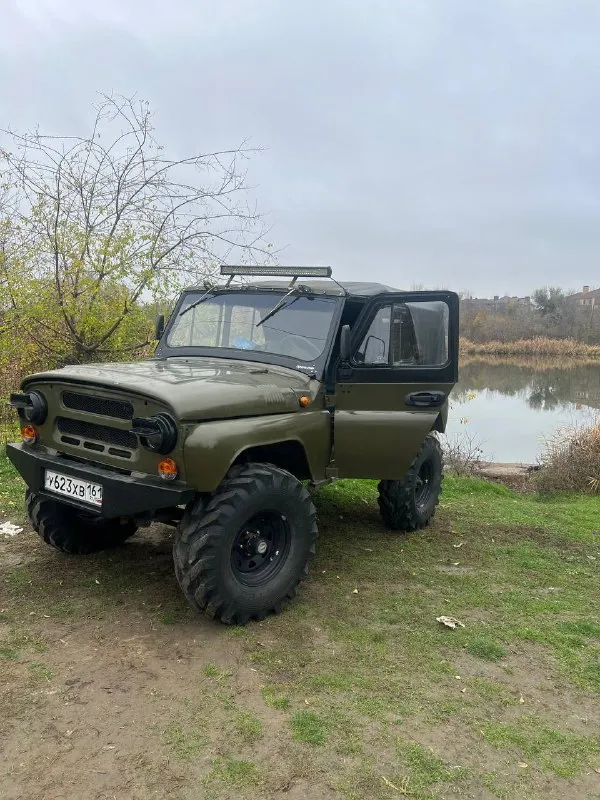 Уаз 469 мотор 421 сотка работает отлично мосты вояки колеса 37 нортэки трактора + (диски ) силовой б... - фотография