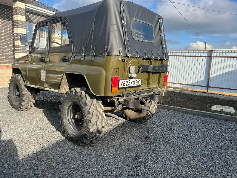 Уаз 469 мотор 421 сотка работает отлично мосты вояки колеса 37 нортэки трактора + (диски ) силовой бампер лифт кузова ( по кузову без вопросов ) рама все обработана и целая хабы новая вся проводка от и до. новый блок предохранителей евро новый тент баки убраны бак на 60л перенесен в багажник салон сиденье электро (бмв х5) заводиться едет в любую погоду больше информации по телефону +7 (949) 569-87-10 илья +7 993 459 49 57 влад 450000₽ - фотография - 2