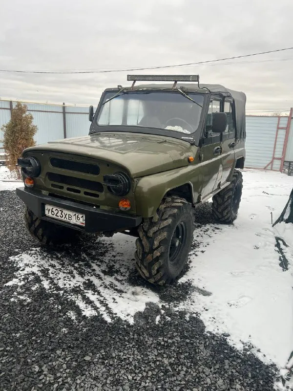 Уаз 469 мотор 421 сотка работает отлично мосты вояки колеса 37 нортэки трактора + (диски ) силовой бампер лифт кузова ( по кузову без вопросов ) рама все обработана и целая хабы новая вся проводка от и до. новый блок предохранителей евро новый тент баки убраны бак на 60л перенесен в багажник салон сиденье электро (бмв х5) заводиться едет в любую погоду больше информации по телефону +7 (949) 569-87-10 илья +7 993 459 49 57 влад 450000₽ - фотография - 9