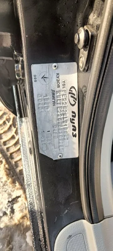 Продам кia сеrаtо 2008. турбо дизель. документы в порядке, зеленый отчёт, запретов нет. полностью обслужена, расходники заменены. комплектация автомобиля kia cerato (lx) : — гидроусилитель руля —электростеклоподъёмники передних дверей — преднатяжители ремней безопасности — подушки безопасности водителя и переднего пассажира — аудиоподготовка: 2 динамика в дверях, 2 в задней полке, антенна в левом заднем крыле — кондиционер — задний противотуманный фонарь — антиблокировочная система (abs) — электрокорректор фар — штампосварные стальные диски с декоративными колпаками и шинами размера 165/65 r15 - камера заднего хода - вид топлива: дизель - год выпуска: 2008 - пробег:399946 км цена: 600 000р. торг у капота. т. +7949-630-83-03 тг +7918-215-98-36 - фотография - 5