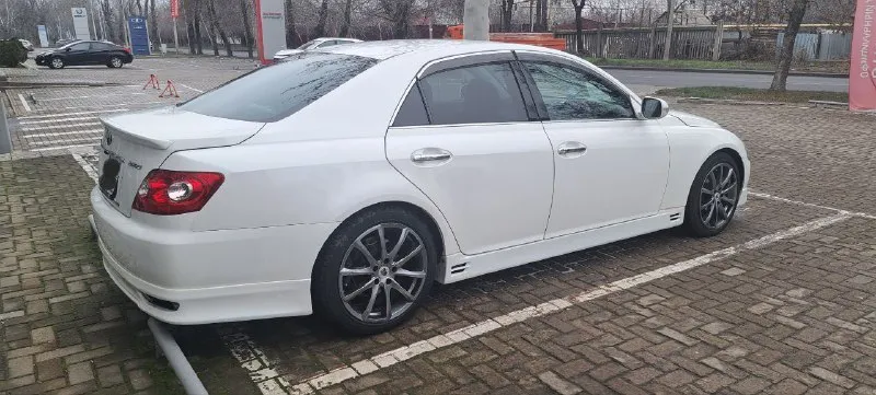 Toyota mark x полная пошлина, не конструктор и т. п. 2008г 170,000 пробег, подтверждается автотекой второй хозяин. кузов в прекрасном состоянии, год назад приехал с дальнего востока, дно пороги и т. д как новое, v6 2.5, 6-ступ автомат, 2 комплекта новой резины, летняя run on flat, масла и тех. жидкости поменяны, боком идёт, ухоженный автомобиль, ксенон поменян, фары отполированы, ходовая новая, стойки рычаги и тд. запчасти с lexus is 250, в таком состоянии авто придётся поискать, возможен обмен на gx470 с моей доплатой. 1.450 +79496397148 - фотография - 6