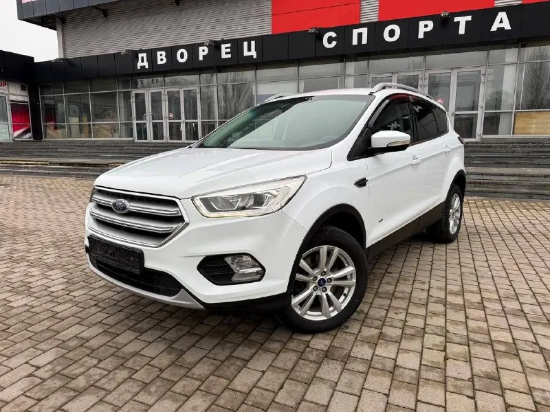 Ford kuga, 2018 1.5 ат, 4wd, 128000 км. официальный дилерский автомобиль. два владельца. хорошая ком... - фотография