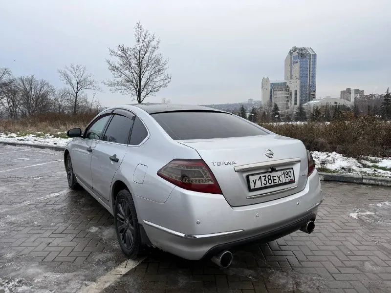 Nissan teana 2.5, 2011 год 4wd, 202.000 пробег, рестайлинг! продаю личный автомобиль, состояние отличное подробности по телефону. документы все на руках, 180-й регион, помогу с оформлением. двигатель очень надежный, тяга отличная, масло не расходует с коробкой проблем нет! готов на любые проверки. вся электроника работает отлично до единой кнопки. кузов в отличном состоянии комплектация: подогревы передних сидений, климат и круиз контроль, бесключевой доступ, электрорегулировка зеркал и передних сидений, новая не штатная мультимедия с gps, блютузом и эквалайзером к ней подключен мультируль, 17-е диски, 2 комплекта резины новая зима и б/у лето. если обмен, то только дороже на авто до 2млн цена: 950.000, небольшой торг +79495205058 @okahsu11 - фотография - 6