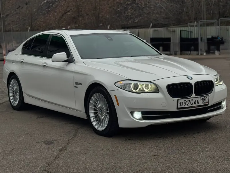 Bmw 535iх в кузове f10,2011 год, родной пробег 233т. км, двигатель 3.0 n55 на 306 лс, коробка 8-ми ступенчатый zf, отличная комплектация, полный привод, ошибок нет никаких, все работает как должно работать, едет на свои силы, новая зимняя резина, кузов ровный,2 ключа, безопасность на месте, переоформление без проблем. первая цена на f10 с n55 мотором в радиусе 500км 💰цена-1 800 000р 🌐 г. донецк ☎️звоните +79493162361 📞 🇷🇺 звоните: +79493162361 - фотография - 1