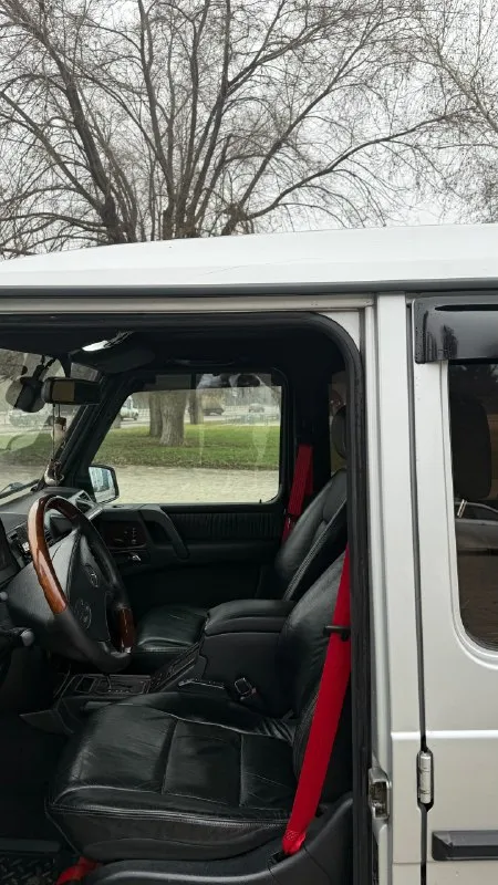 Mercedes w463 g 400 2002 год 4 литра би турбо крашенный один капот ( вторичный окрас) рама в идеальном состоянии сдержанный amg обвес ( не чего лишнего) диски mansory r22 полностью обслужен все интересующиеся вопросы по телефону +79591308000 цена 2 300 000₽ 📞 звоните: +7(959)1308000 - фотография - 4