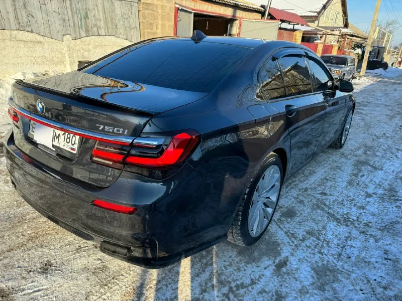 Продам bmw 7 f01 4.4🔥 2010г в очень хорошем состоянии 1.550 торг💰 без подводных камней все расскажу по телефону звоните +79495023334 📞 звоните: +7(949)5023334 - фотография - 4