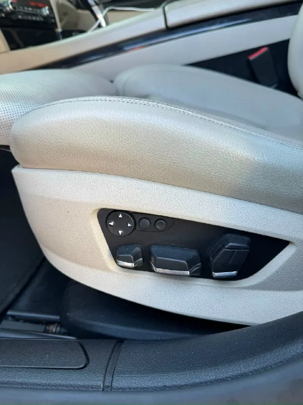 Продам bmw 7 f01 4.4🔥 2010г в очень хорошем состоянии 1.550 торг💰 без подводных камней все расскажу по телефону звоните +79495023334 📞 звоните: +7(949)5023334 - фотография - 6