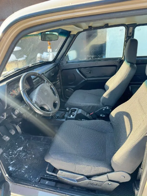 Продам ваз 4*4 (нива) год выпуска: 2016 двигатель: 1,7 автомобиль в хорошем состоянии. раздатка на подрамнике. карданы на шруз вместо крестовин. на переднем и заднем редукторах само блоки диферинциалов. машина полностью обслужена. цена: 500000 рублей (без торга) донецк +79493026573 - александр 📞 звоните: +7(949)3026573 - фотография - 3