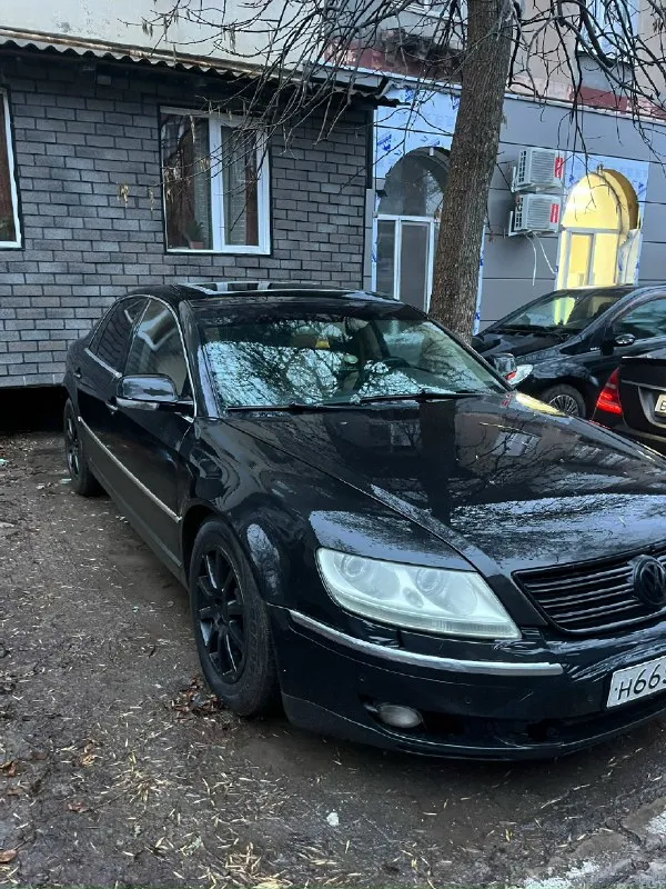 Продам volkswagen phaeton двигатель 3.2 не дымит не троит - работает нормально коробка автомат - переключает без проблем во всех режимах работает кузов без гнили, весь комплектный. салон в хорошем состоянии - работает климат, подогревы, пневма и многое другое новый аккумулятор, поменяно масло - сделано полное то по ходовой части нужно заниматься полное переоформление авто находится в г. донецк цена: 470.000 торг тел: +79493188096 📞 звоните: +7(949)3188096 - фотография - 2