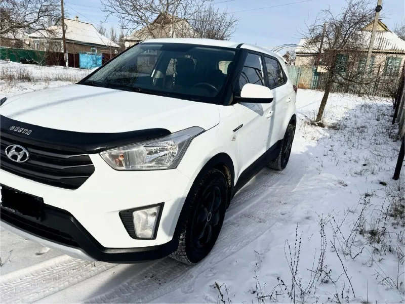 Продам hundai creta 2018 года, в идеальном состоянии. на машине оригинальный пробег 126т я хозяин машина моя, полное переоформление. по кузову а идеальном состоянии, гнили рыжиков нет, все стекла родные, зимой машина стояла в теплом гараже. по технической части нареканий нет. кондиционер, датчик света, дождя, подогревы всех сидений и задних, регулировка, подогрев зеркал, помощь при спуске, антизанос и т. д. работает абсолютно все. салон в отличном состоянии руль сиденья. как новые, в машине одно удовольствие находится и передвигаться г. енакиево тел: +7 (949) 024-52-92 цена:1.490.000руб 📞 звоните: +7(949)0245292 - фотография - 4