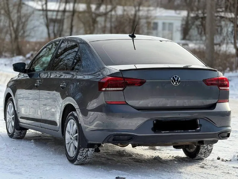 Valkswagen polo 2020 в идеальном состоянии! пробег:103000 обьем:1,6 коробка: механика топливо: бензи... - фотография