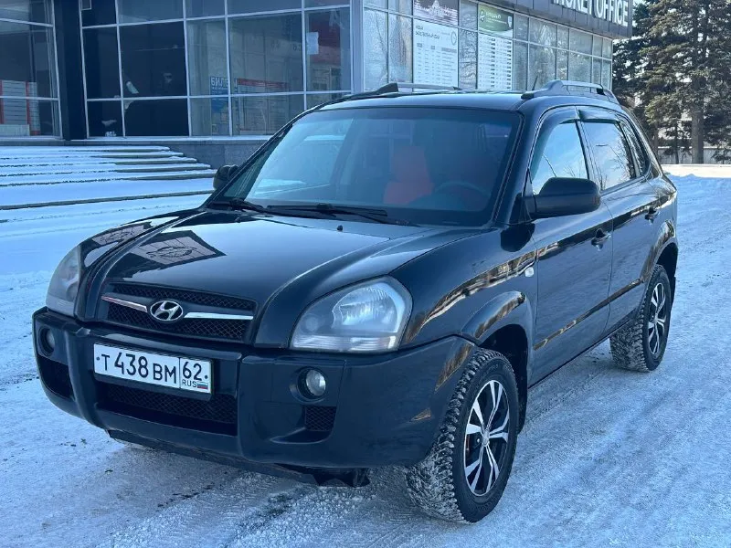 Продам hyundai tucson 2.0 бензин передний привод год выпуска 2008 коробка автомат пробег 191000 тыся... - фотография