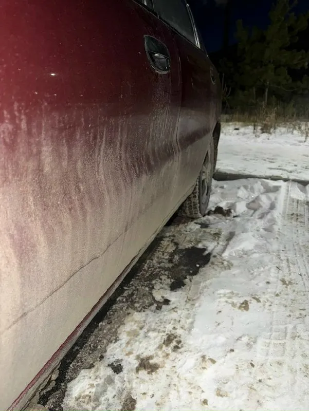 Продам chevrolet ланос 2008г 1.5 я хозяин, полное переоформление в машине 1000км назад было заменено : новые лампы фар, магнитола, свечи, бронепровода, датчик давления топлива, топливный насос, датчик температуры, датчик каленвала, масло в коробке, прокладка на коробке, новая кулиса, масло в двигателе, тормозные трубки зад, цилиндр. новая зимняя резина (4шт -24к отдал) прошла 1000км форсунки в идеале, движок шепчет (на фото давление ) дно идеал, пороги тоже, по кузову пару примятин на дверях. комплектация : гур, подогрев заднего стекла, кондиционер работает, печка дует. в машине поменял очень многое ! машину покупал жене, но не подошла ) цена 310тыс, минимальный торг мариуполь +79497061536 богдан 📞 звоните: +7(949)7061536 - фотография - 8