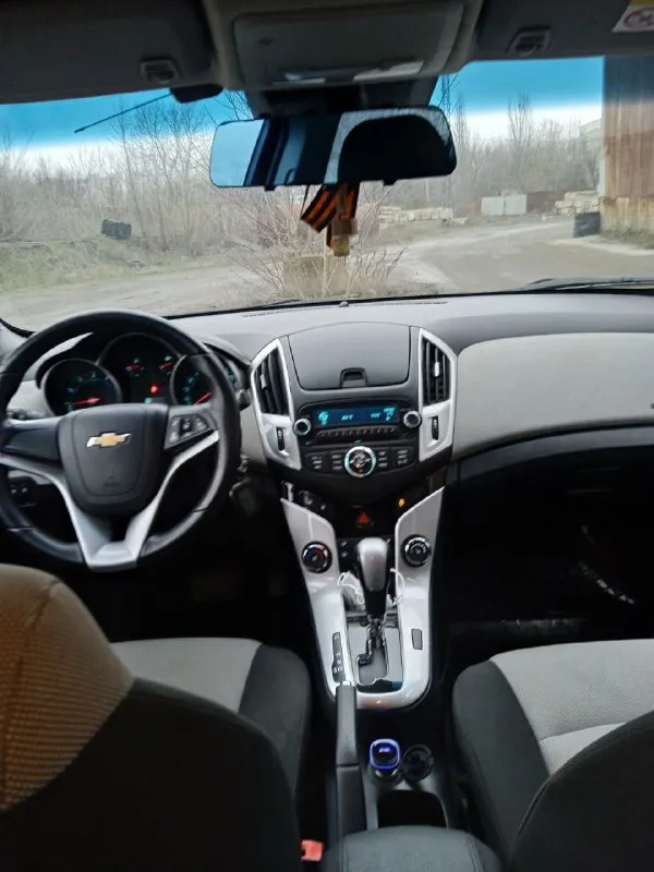 Продам chevrolet cruze 1.8 2014 г. пробег 150 т. к. м. состояние автомобиля отличное, как внешне, так и технически! салон как новый, без повреждений. вся электрика работает без нареканий! пробег родной! салон чистый и ухоженный. летний комплект практически новой резины. я второй владелец. переоформление в мрэо цена : 1100 000 р. более детальная информация по телефону +79493454870 ( телеграмм, макс) сергей 📲 tg: @gst1234g 📞 звоните: +7(949)3454870 - фотография - 2