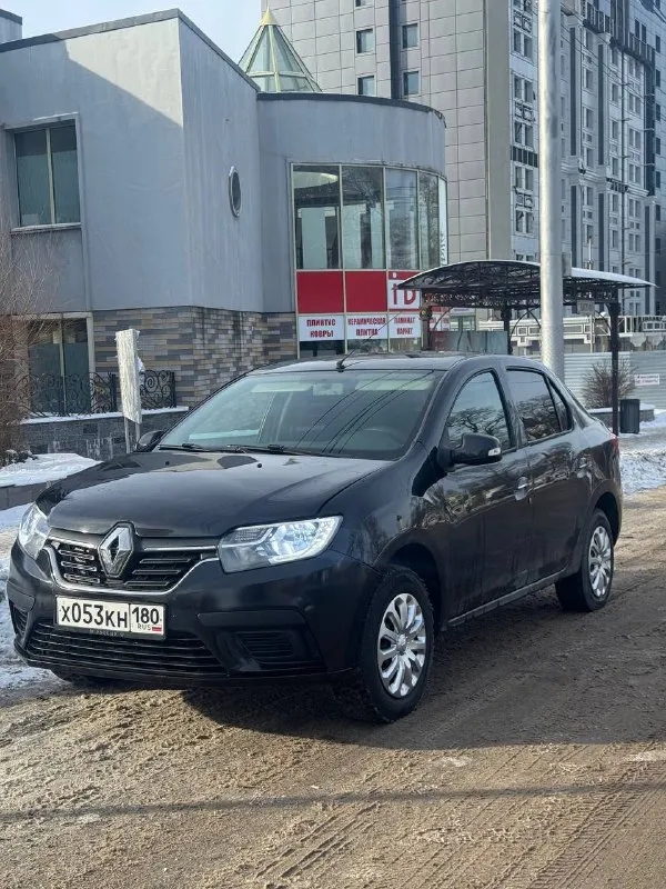 В продаже renault логан 2015 года. 1.6. пробег 208. тыс. км. техническая часть в хорошем состоянии.... - фотография