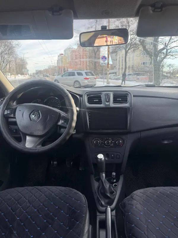 В продаже renault логан 2015 года. 1.6. пробег 208. тыс. км. техническая часть в хорошем состоянии. салон в хорошем состоянии. состояние лкп в хорошем состоянии. зимняя резина новая. автомобиль находится в г. донецке. все вопросы по телефону либо телеграмм +79493215821 📲 tg: евгений 📞 звоните: +7(949)3215821 - фотография - 7