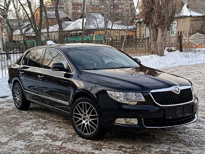 Продам skoda superb 2 в красивом состоянии. два владельца за всю историю. 2010 года выпуска. 1.8 т б... - фотография