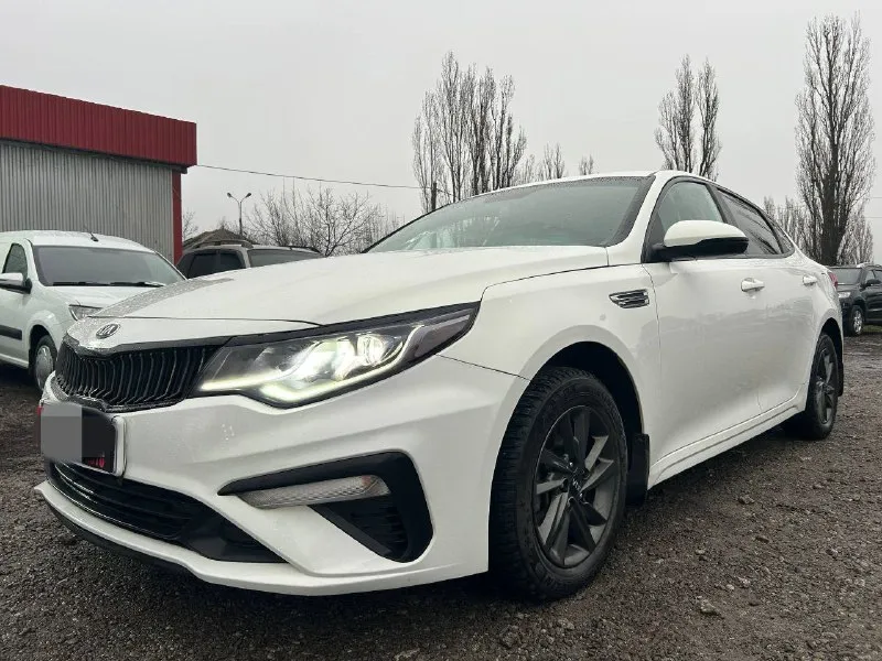 Продам kia optima iv рестайлинг 2020г 2л бензин коробка автомат aisin 1 собственник автомобиль в отличном состоянии, вид имеет шикарный, бережная эксплуатация, обслужен, вложений не требует. двигатель, коробка, техника, электрика все работает отлично, без вложений и проблем. пробег 206 тыс. км. (родной) с документами все в порядке. 💰🔥цена: 1 млн. 590 тыс. руб. осмотр г. шахтерск, торез, снежное. тел. : ☎ +7949-365-61-27 📲 tg: александр 📞 звоните: +7(949)3656127 - фотография - 2