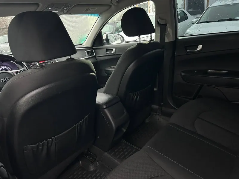 Продам kia optima iv рестайлинг 2020г 2л бензин коробка автомат aisin 1 собственник автомобиль в отличном состоянии, вид имеет шикарный, бережная эксплуатация, обслужен, вложений не требует. двигатель, коробка, техника, электрика все работает отлично, без вложений и проблем. пробег 206 тыс. км. (родной) с документами все в порядке. 💰🔥цена: 1 млн. 590 тыс. руб. осмотр г. шахтерск, торез, снежное. тел. : ☎ +7949-365-61-27 📲 tg: александр 📞 звоните: +7(949)3656127 - фотография - 8