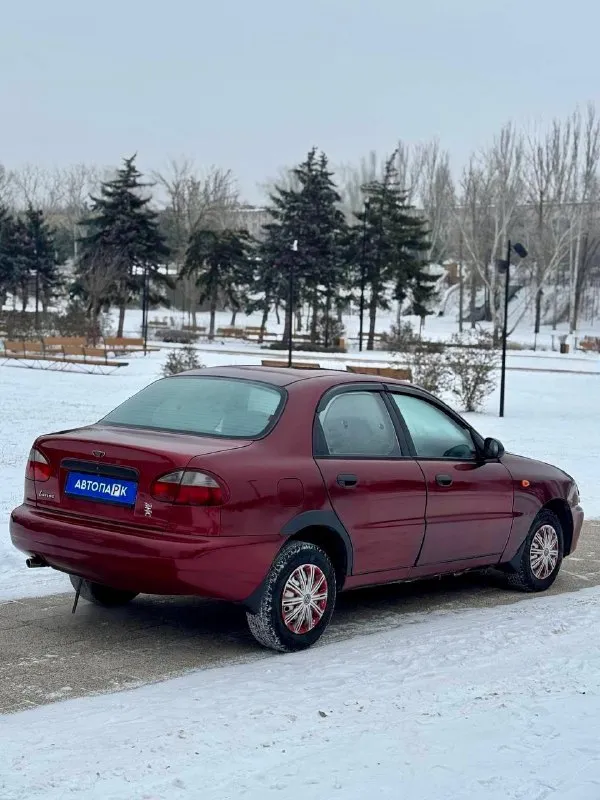 🇰🇵 daewoo lanos 💰цена: 270 000р 🏢город: мариуполь 📅год выпуска: 2006 🧾пробег: 161 993км. ⚙️двигатель: 1.5 ⛽топливо: бензин/газ ⚙️кпп: механика 📞 телефон: +7-989-263-55-56 +7-949-727-41-51 +7-949-551-91-52 💾 описание: местная, не пригнанная, надежная рабочая лошадка. ✅ хорошее техническое состояние ✅ два владельца, птс оригинал ✅ кузов без сквозной коррозии ✅ оригинальный пробег ✅ новый аккумулятор, хорошая зимняя резина ⛽️ гбо вписанно в птс улица шевченко 2️⃣6️⃣9️⃣ - фотография - 6