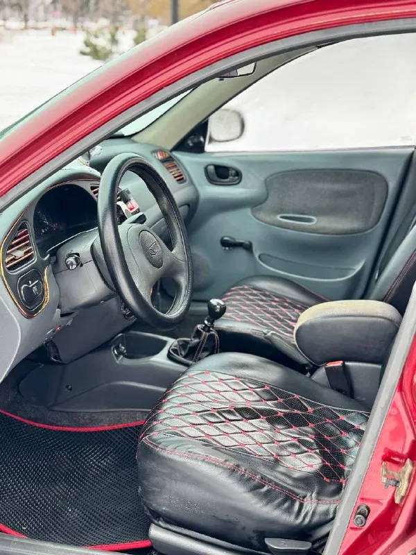 🇰🇵 daewoo lanos 💰цена: 270 000р 🏢город: мариуполь 📅год выпуска: 2006 🧾пробег: 161 993км. ⚙️двигатель: 1.5 ⛽топливо: бензин/газ ⚙️кпп: механика 📞 телефон: +7-989-263-55-56 +7-949-727-41-51 +7-949-551-91-52 💾 описание: местная, не пригнанная, надежная рабочая лошадка. ✅ хорошее техническое состояние ✅ два владельца, птс оригинал ✅ кузов без сквозной коррозии ✅ оригинальный пробег ✅ новый аккумулятор, хорошая зимняя резина ⛽️ гбо вписанно в птс улица шевченко 2️⃣6️⃣9️⃣ - фотография - 7