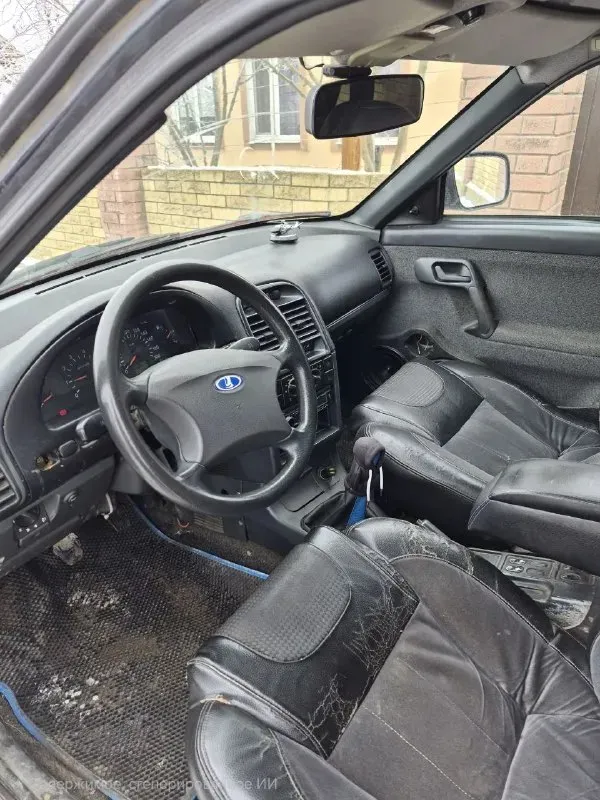 Продам 21104 я хозяин по документам, переоформление обязательно! 2005 г. в. 1.6 16 клапанов (124 мотор, клапана не гнет) автомобиль технически в хорошем состоянии:по двигателю никаких нареканий, масло от замены до замены ни грамма не расходует, коробка, ходовая, все обслуживалось вовремя, все в норме. есть моменты по кузову никак не влияющие на езду и эксплуатацию. приборка нового образца, сиденья перешитые под кожу, очень удобные. машина каждый день на ходу. пгт. володарское - мариуполь вопросы в сообщения или по телефону +79497239895 цена: 195 т. р. самым быстрым торг. 📞 звоните: +7(949)7239895 - фотография - 4