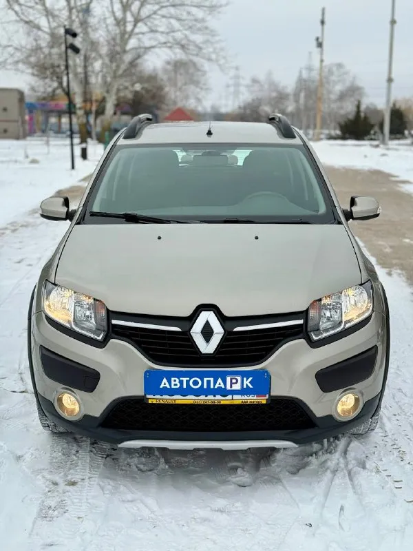 🇫🇷 renault sandero stepway 💰цена: 1 300 000р 🏢город: мариуполь 📅год выпуска: 2019 🧾пробег: 18 888км. ⚙️двигатель: 1.6 16v. ⛽топливо: бензин ⚙️кпп: автомат 📞 телефон: +7-989-263-55-56 +7-949-551-91-52 +7-949-727-41-51.. . ="emoji" style="background-image:url('//telegram. org/img/emoji/40/e29c85.png')">✅ оцинкованный кузов 🚙 двигатель k4m 1.6 16v очень резвый и надежный в паре с классическим гидротрансформаторным автоматом dp2. мягкая ходовая, высокий клиренс. ✅ самая максимальная комплектация: ❄️ климат-контроль, гур, abs, 2 airbag, подогрев сидений, птф, круиз-контроль и ограничитель скорости, регулировка по высоте сиденья и руля, кожаный мультируль, полный электопакет. ➕ новая зимняя резина. улица шевченко 2️⃣6️⃣9️⃣ 🏦 возможна продажа в кредит по двум документам. - фотография - 2
