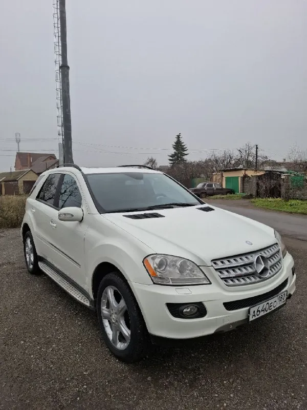 Продам mercedes мл-350 полный привод. газ-бензин 2008 г с родным пробегом 275.000 км, 2й хозяин с са... - фотография