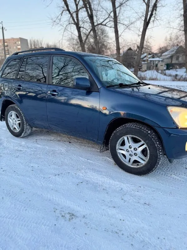 🚗 продам автомобиль 🚗 chery tiggo чери тигго ▶️ год выпуска: 2010 г. в. ▶️ пробег: 80.000 км. !!! подтверждён автотекой!!! родной окрас!!! зелёный отчёт автотеки ❗️❗️1 владелец ❗️❗️ ▶️ объём двигателя: 1.8 л. , самый надёжный расход 7.5-8.5 л. ℹ️ описание: ✅ автомобиль в очень хорошем состоянии. - фотография - 4