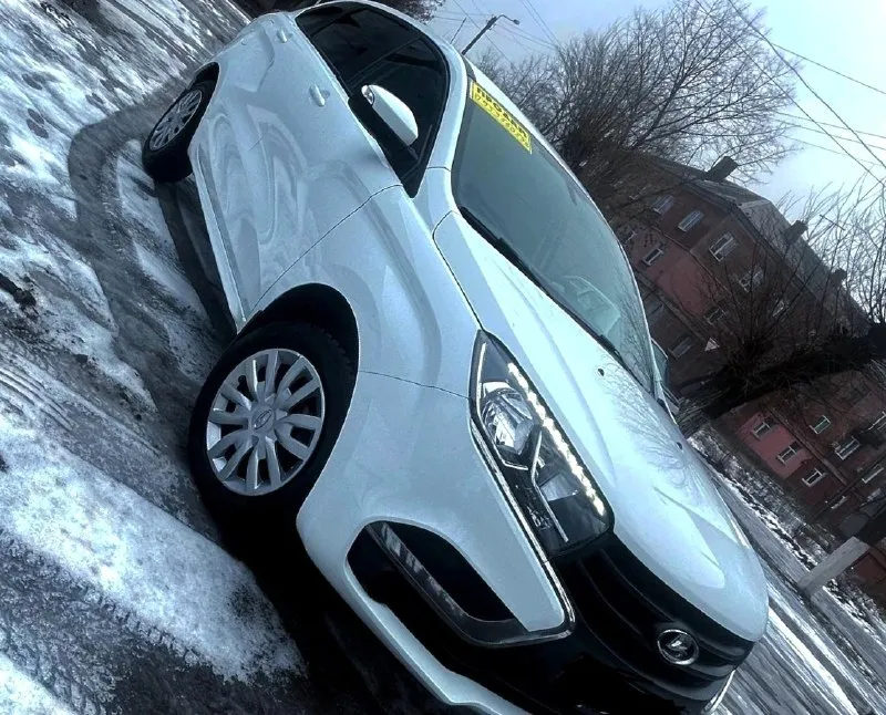 Продаю срочно цена до 30 января, 1🍋70 ваз икс-рей. 2021 года. двигатель 1.6. на механике ходовая, двигатель, коробка в идеальном состояние. машина не стучит, не гремит. как мячь абсолютно новая машина не битая, не крашеная. без царапин, без ржавчин коррозия. в родном заводском окрасе подогрев сидений. кондиционер. мультимедиа руля. сигнализация. автозапуск. электростеклоподъемники. все 4. абс. салон. ухожен. в идеальном состоянии. антизанос. 1 собственник. осмотр. алчевск-телефон +79595608946 📞 звоните: +7(959)5608946 - фотография - 2