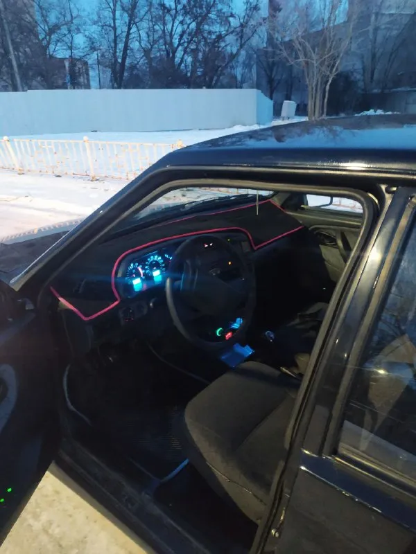 2114 2004 год в хорошем состоянии по мотору и коробке нареканий нет, в двигателе свежее масло, ходовка хорошая, сбитая. автомобиль на учёте, можно переоформить. новый акб. салон чистый и опрятный. цена 200 тыс, торг только возле машины. +79498107352 мариуполь 📲 tg: @s1navizinskii 📞 звоните: +7(949)8107352 - фотография - 4