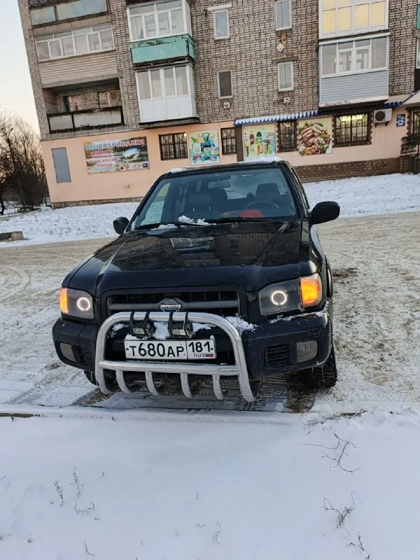 Продам nissan патфайндер 2000г. выпуска с документами все чисто 3.3 коробка автомат цена 385руб+ тор... - фотография