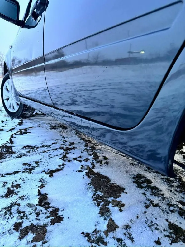 Ваз granta fl 2020г один владелец, пробег 79.000км никаких такси и тд. , только личное использование. техническая часть в идеальном состоянии, ходовая, электрика и все прочее как на новом автомобиле. двигатель работает идеально, коробка так же, проблем и нареканий нет. все стекла родные, но лобовое с трещиной кузов так же в отличном состоянии, никаких царапин, сколов и вмятин, рыжиков нет. пороги в идеальном состоянии. резина отличная нордман 7 с документами никаких проблем, все кристально чисто. более подробно по телефону расскажу. цена 575.000₽ не большой торг осмотр в снежном ( те кто с далека, пишите в телеграмм, скину видео ) тел +79493441508 📞 звоните: +7(949)3441508 - фотография - 8