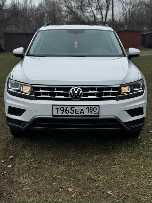 Продам 7-местный volkswagen tiguan 2021 г. объем 2,0. пробег 60 тыс. км. автомобиль в отличном состоянии, безопасность заводская, панорамная крыша, запуск двигателя с кнопки, адаптивный круиз-контроль, датчик слепых зон, климат контроль и тд. никаких вложений не требует. готов к проверкам на любом сто. осмотр автомобиля в г. енакиево. vin: 3vv3b7ax4mm060377 стоимость 3 млн. : +7 949 343-24-43; +7 949 326-26-77 📞 звоните: +7(949)3432443 - фотография - 2