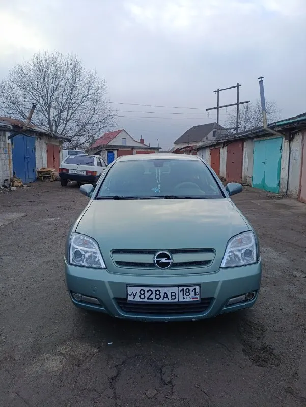 Продам opel сигнум 2003 года. 2.2 турбо дизель. коробка передач механика,5 спупенчатая. кузов оцинко... - фотография