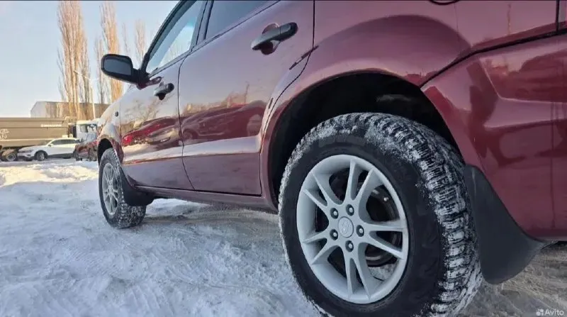 Hyundai tucson 2.0 мт 2008год передний привод в великолепном состоянии. пробег 230т. 3 хозяина, "зеленая автотека". - птс оригинал - оригинальный пробег, подтвержден - автомобиль никогда не учавствовал в дтп - усилитель руля - кондиционер - мультимедиа андроид с камерой заднего вида - электро стеклоподьемники - обогревы зеркал - подогревы сидений - обогрев зоны дворников - подушки безопасности - abs/esp осмотр г. донецк, +79498565017 цена 830т, небольшой торг 📞 звоните: +7(949)8565017 - фотография - 6