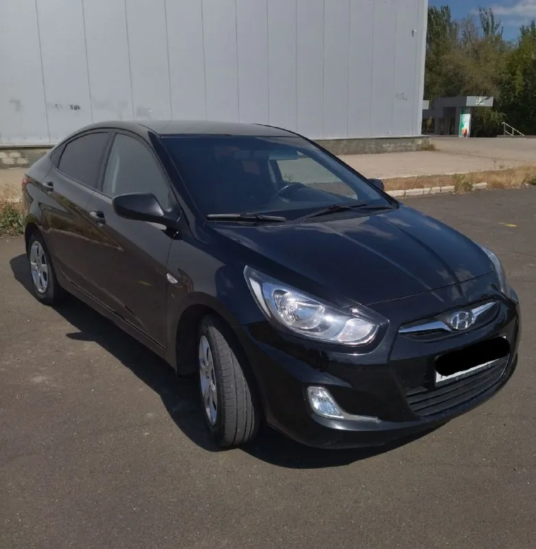 Хюндай солярис 2014г. в. пробег 133000 т. к. подтверждёный! двигатель 1,4 бензин коробка механика, к... - фотография