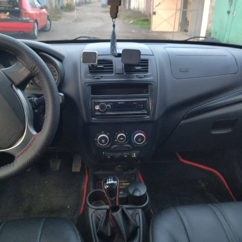 Продам авто калина 2 универсал( ваз 2194) 2014г. в хорошем состоянии. пробег-289 000км. коробка-механика. комплектация люкс-передние и задние стеклоподъёмники, подогрев лобового и заднего стекла, подогрев передних сидений, электрорегулировка боковых зеркал, светодиодные противотуманки, климат-контроль. вся обесшумлена в круговую. салон и сиденья обшиты эко-кожей темного цвета. обслужена полностью!(всё что делалось за время владения расскажу и покажу записи). машина делалась для себя! цена-450 000руб. торг с реальным покупателем. телефон для связи+7(949)737-84-30 алексей. 📞 звоните: +7(949)7378430 - фотография - 9