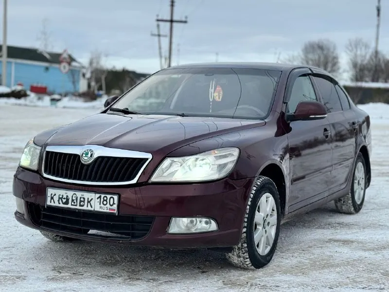 🚗 skoda octavia a5, 2012г. ⚙️ 1.6 | мкпп ⛽ бензин / газ метан 💸 цена: 770 000 ₽ надёжный, практичный... - фотография