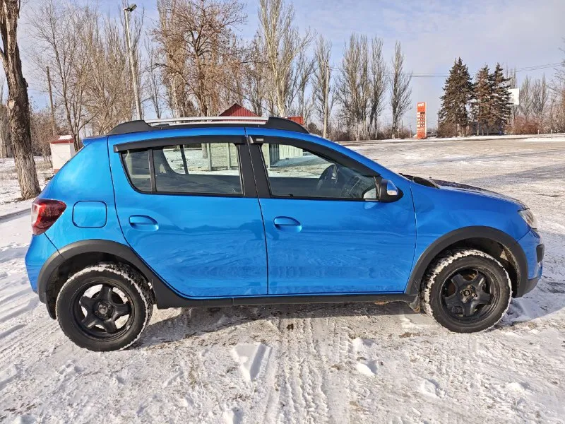 Renault sandero stepwey.2017г. пробег 170.000км. объём 1,6. механика. в нем имеется: стеклоподъёмник, подогрев сидений, круиз контроль, магнитола с блютузом и вайфай. кондёр. цена 690.000₽. г енакиево. +79494804929. 📲 tg: @mazarati02 📞 звоните: +7(949)4804929 - фотография - 8