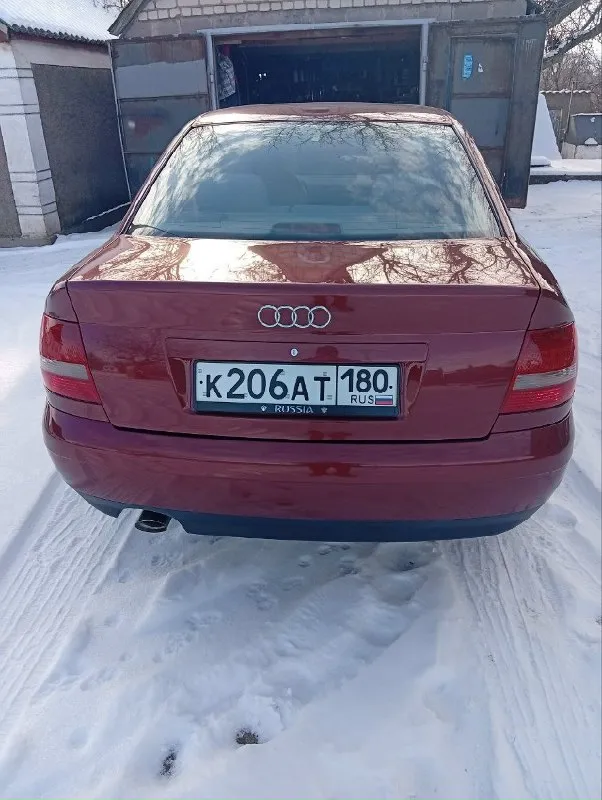Audi а4 b5 2000 год выпуска 1.6 бензин пробег 227000 птс оригинал 1 хозяин машина пригнана из германии. в хорошем состоянии два комплекта резины 550 торг +7949 307 78 72 📞 звоните: +7(949)3077872 - фотография - 8