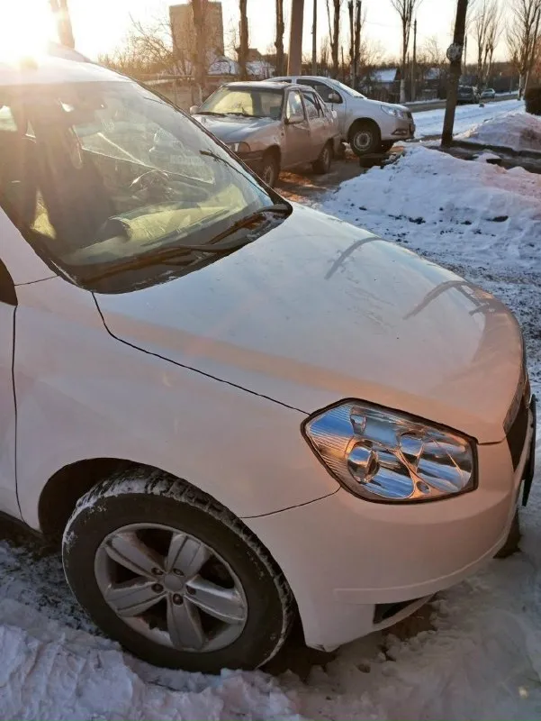Geely эмгранд х7 2л мкпп 2013 год бензин/газ 129 000 км. двигатель и коробка на отлично. ходовая в хорошем состоянии. без дтп. 780 000 руб. обоснованный торг. осмотр г. ясиноватая +79494602652( если нет связи, телеграмм) +79493121150 📞 звоните: +7(949)4602652 - фотография - 2