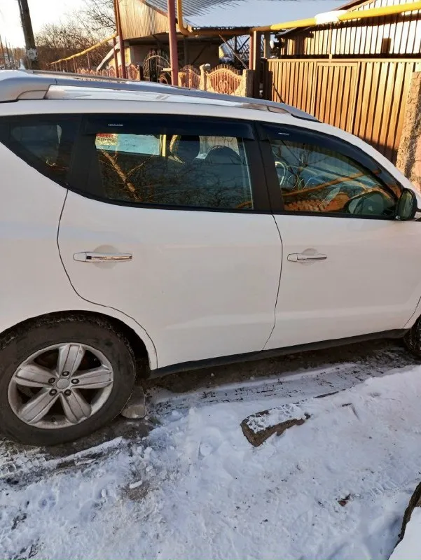 Geely эмгранд х7 2л мкпп 2013 год бензин/газ 129 000 км. двигатель и коробка на отлично. ходовая в хорошем состоянии. без дтп. 780 000 руб. обоснованный торг. осмотр г. ясиноватая +79494602652( если нет связи, телеграмм) +79493121150 📞 звоните: +7(949)4602652 - фотография - 5