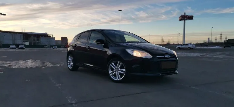 Продам ford focus 3, 2012 г. в., 1.6 газ/бензин, газ вписан в тех. паспорт, механика, пробег 220000. заменено ремни, ролики, помпа. кондиционер работает, ошибок нет. цена 630000, торг. г. снежное. +79494704740 - фотография - 6