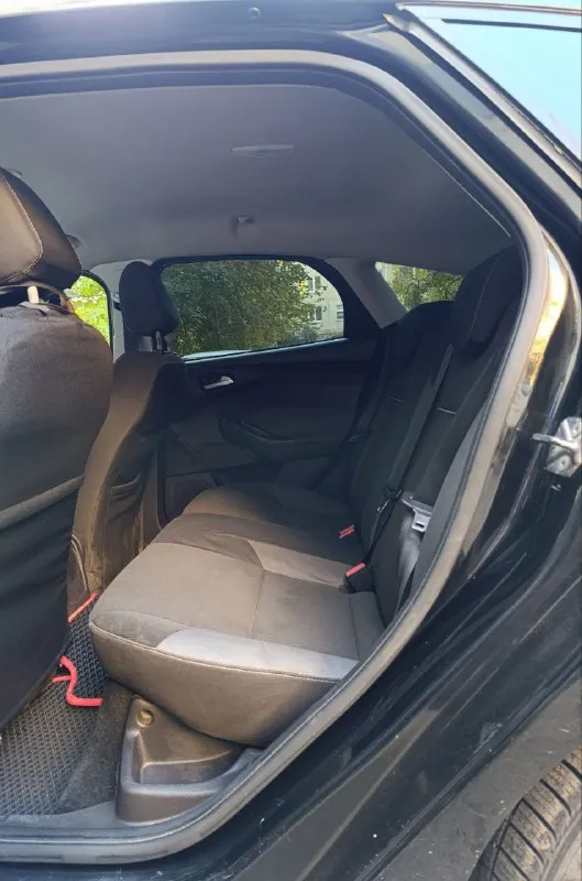 Продам ford focus 3, 2012 г. в., 1.6 газ/бензин, газ вписан в тех. паспорт, механика, пробег 220000. заменено ремни, ролики, помпа. кондиционер работает, ошибок нет. цена 630000, торг. г. снежное. +79494704740 - фотография - 8