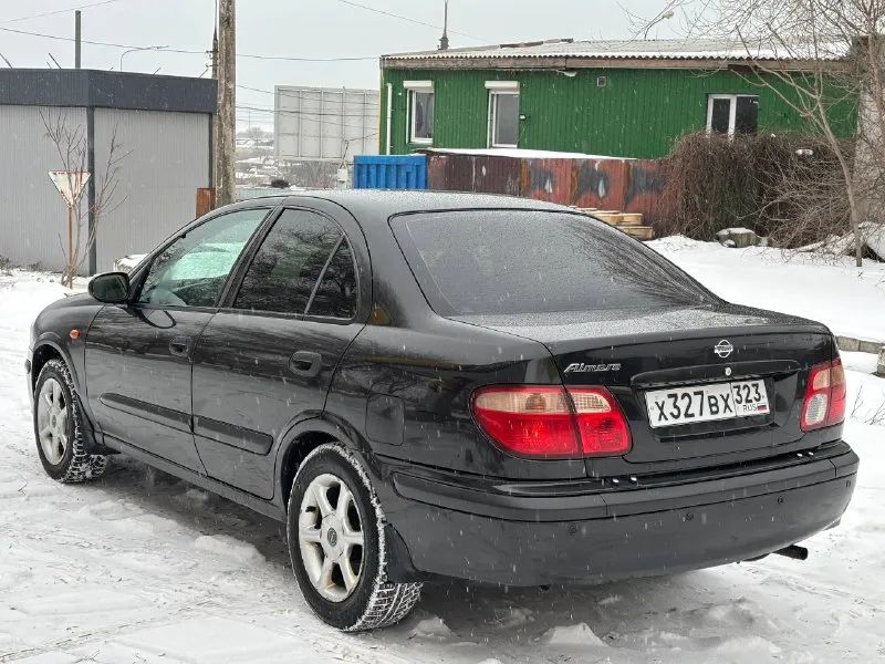 Продам автомобиль nissan almera 2002 год выпуска пробег 192 000км двигатель 1.5 16v настоящие японское качество за адекватные деньги! мотор работает отлично ходовая без посторонних звуков коробка не хрустит не выбивает! кузов в хорошем состоянии эксплуатация южная без рыжиков гнили и тд… есть окрасы, большая часть кузова в родном окрасе! все стёкла оригинальные! подогревы сидений работает стоит хорошая зимняя ризина хорошая акустика! хороший городской автомобиль, приятный в вождении! цена: 360 000₽ остальные вопросы по телефону! +79496361868 (телеграмм) +380681107552 (воцап телеграмм) - фотография - 5