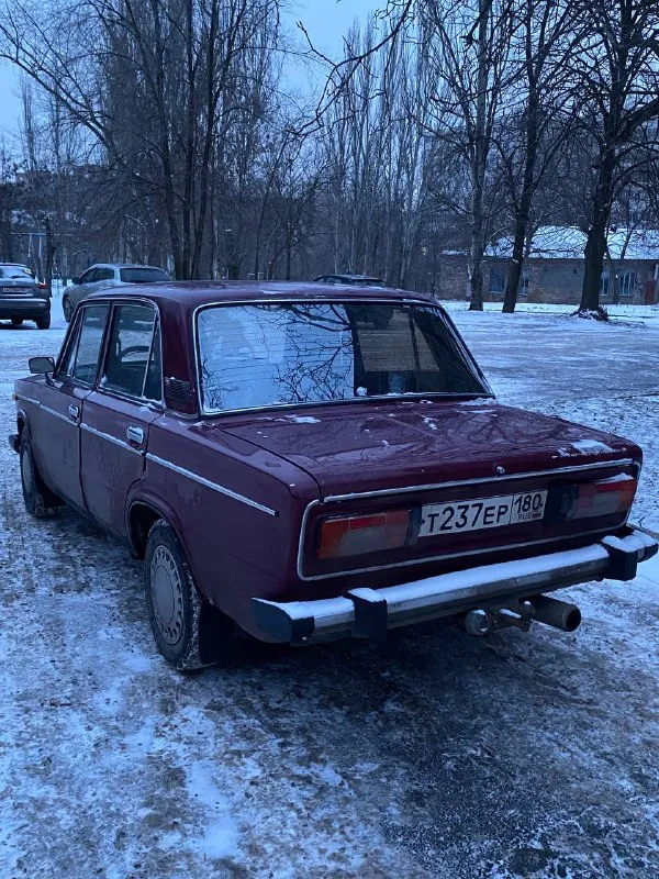 Продам ваз 2106. 2002 года выпуска. 1.6 работает отлично, коробка 5х ступка, все передачи втыкаются. ходовка целая, днище не гнилое. состояние кузова хорошее. электрика вся исправна. находится донецк калининский р-н. за остальной информацией обращаться по телефону +79494380907. цена 135 тыс рублей 📞 звоните: +7(949)4380907 - фотография - 3